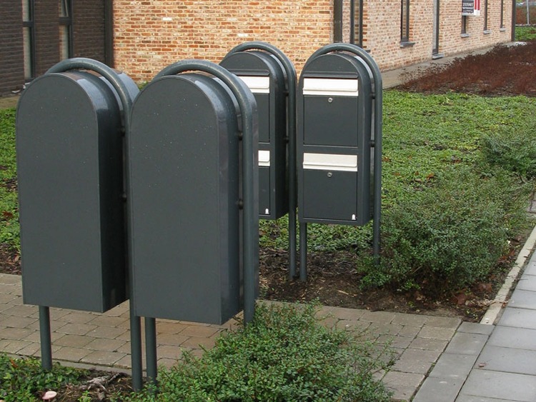 BOBI DUO- 2 separata fack i 1 postlåda