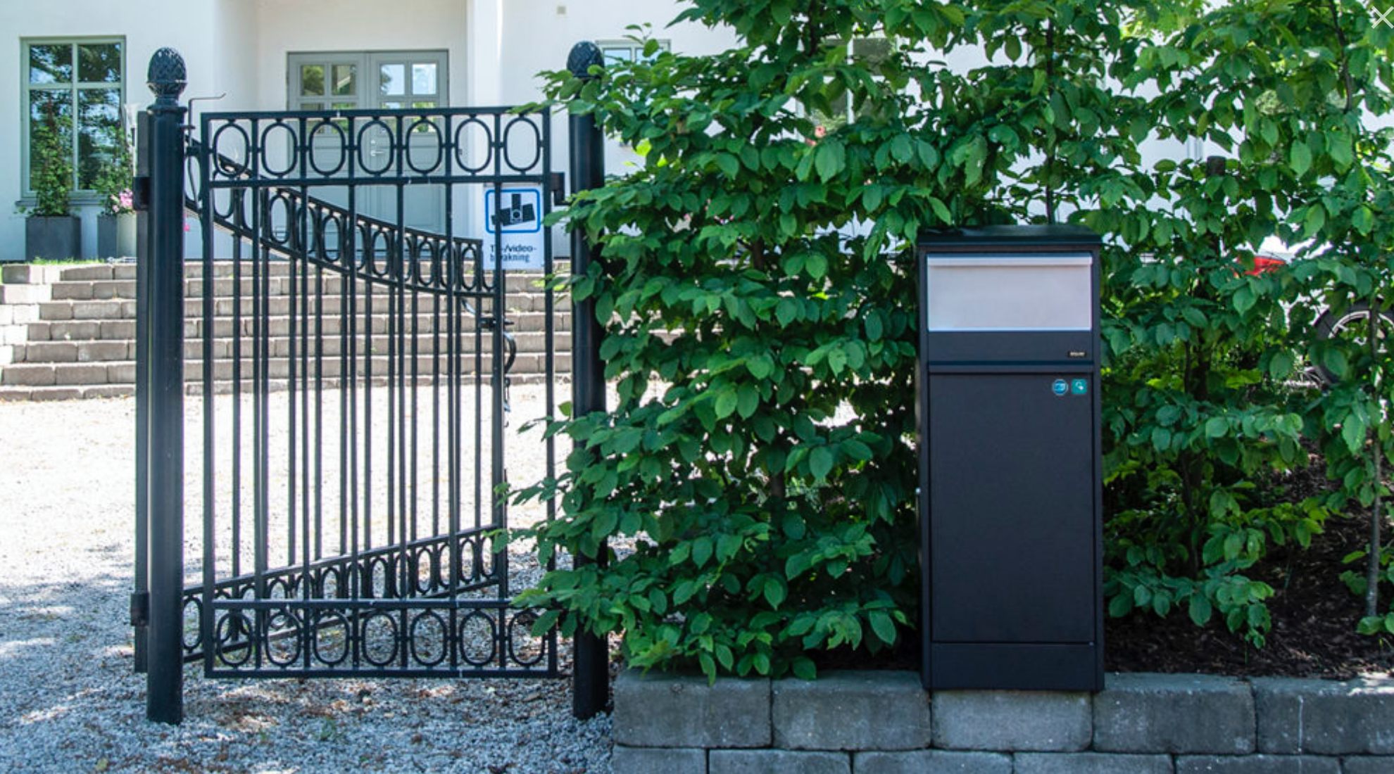 Berglund MP4000 Smart paketpostlåda