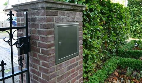 Postlåda för inbyggnad från BOBI